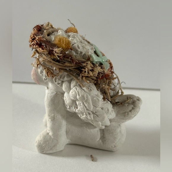 Dreamsicle Collectible Cherub - Picture 2 of 5